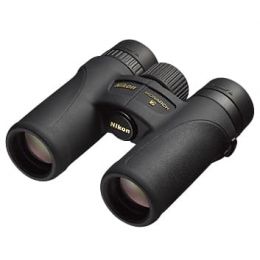Бинокль Nikon MONARCH 7 10x30