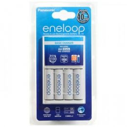 Зарядное устройство Panasonic Eneloop Basic (K-KJ51MCC40E) для 2 или 4 акк АА/ААА Ni-MH, 10 часов + 4шт АА 1900 мАч