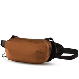 Поясная сумка WANDRD D1 Fanny Pack Оранжевая