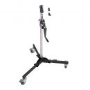 Стойка с редукторной колонной KUPO 382MH LOW BASE WIND-UP STAND на колесах