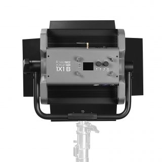 Осветитель cветодиодный GreenBean StudioLight PRO 1X1 B студийный