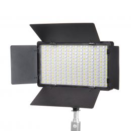Осветитель светодиодный Falcon Eyes LedPRO 30R