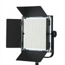 Студийный осветитель Falcon Eyes LE-900 LED