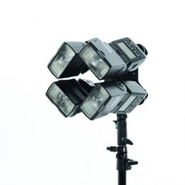 Держатель Quad Bracket для 4-х накамерных вспышек