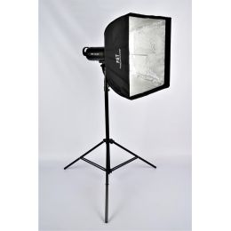 Софтбокс FST SB-35U 60X60 СМ быстрораскладной