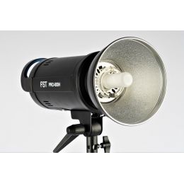 Профессиональная студийная вспышка FST PRO-600H
